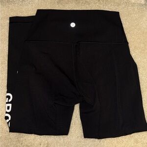 lululemon athletica Women's Black capris leggings